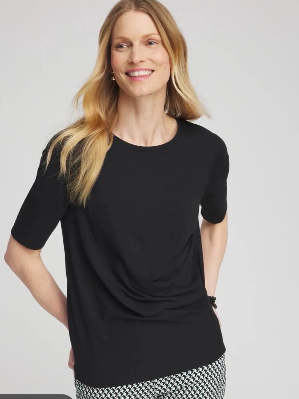 Chico's Black Short-Sleeve Draped Front Tee sz1 M